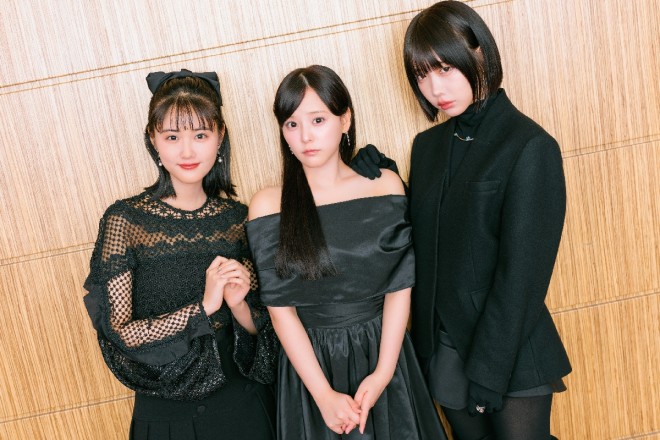 B Komachi members Nanoha Hara, Nagisa Saito, and ano, portrayed in the live-action Oshi no Ko. Photo by Yoshiki Ono.